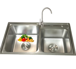 Chậu rửa bát inox 2 hố lệch Lucky LK8245 ( LK 8245 )